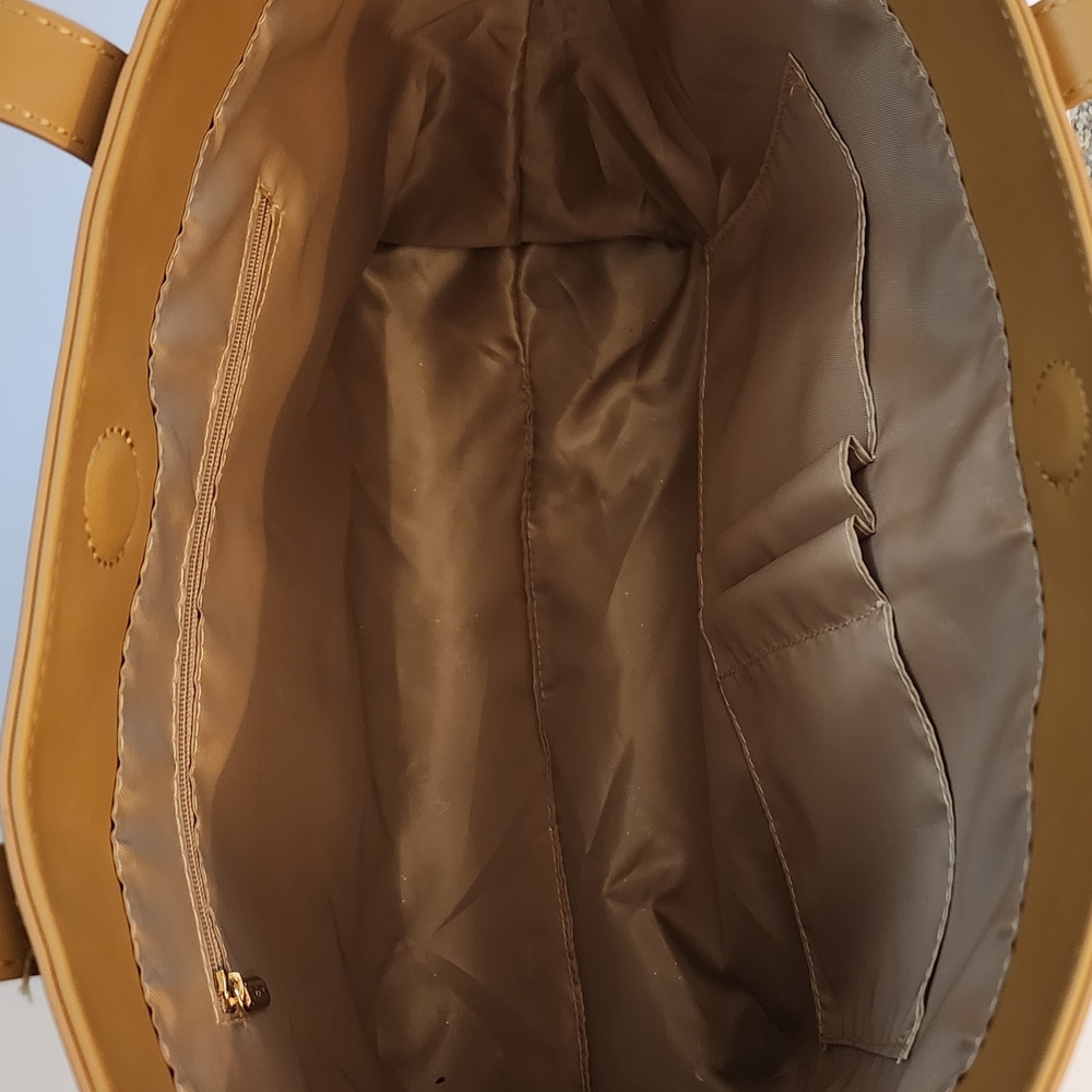 Alessandra Tan Leather Tote Bag - Picture 4 of 14